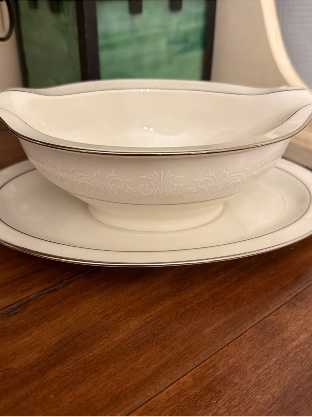 Elegant Ivory Noritake Gravy Boat with platinum Trim pattern Marseilles